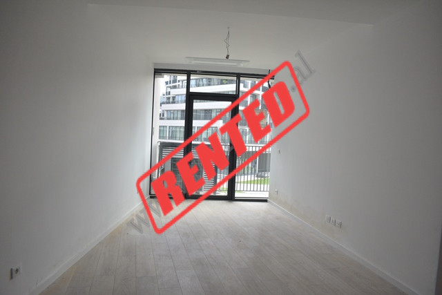 Office space for rent at Lake View Residence, near the Artificial Lake, in Tirana, Albania.
Positio